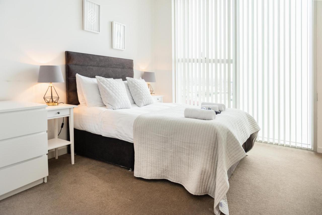 City Stay Apartments - Hub Милтън Кейнс Екстериор снимка